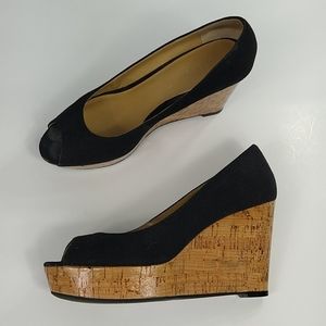 Nine West Cheerful Black Wedges size 8.5